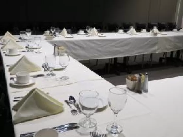 Place settings on tables in the OARC Portal